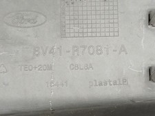 8V41R7081A griglia anteriore