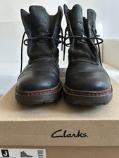 Clarks Trace Dusk black leather duck boot