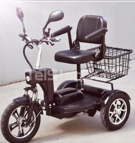 Triciclo elettrico molto