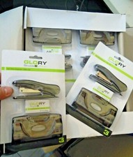 LOTTO DI N° 34 PEZZI -  SET SCUOLA UFFICIO - PINZATRICE PUNTI E PERFORATRICE 