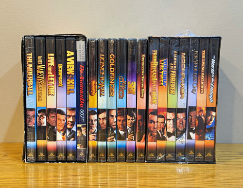 James bond 007 the - 007,