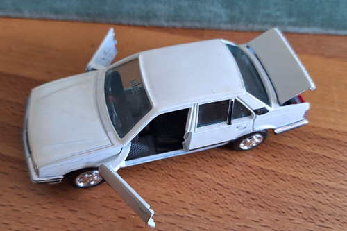 Gama modellino auto - 1140, opel