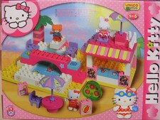 beach club hello kitty