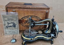 Bellissima antica macchina da
