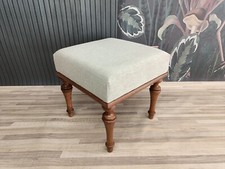 Panca ottomana imbottita fatta