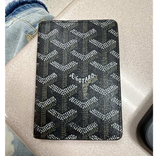 Goyard black leather passport - goyard,