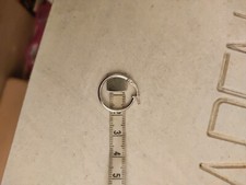 Orecchini a cerchi oro bianco 18 kt 750 lucido diametro 18 mm.