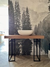 Mobile bagno con top in Noce Canaletto e Lavabo ceramica bianca opaca