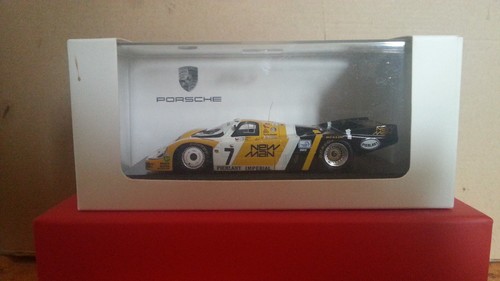 Spark map02028413 porsche - 1:43,