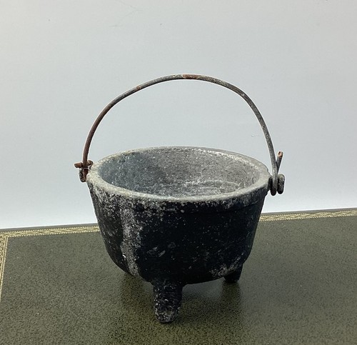 Calderone vintage miniatura