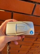 Olympus mju II zoom 115 stilo 35 mm pellicola fotocamera yashica t5 Leica Nikoncanon