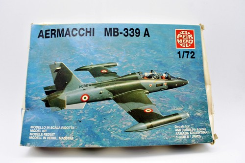 Modellini aerei model kit