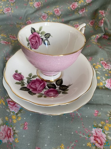 Royal standard tazza - royal,