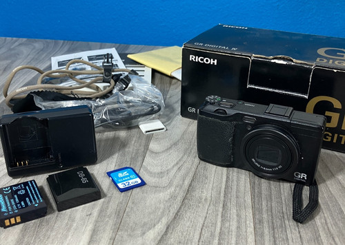 Ricoh digital 10 4 - ricoh, gr