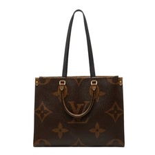 Louis Vuitton Monogram Giant