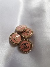 LOTTO DI QUATTRO BOTTONI