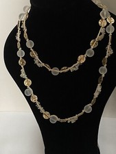 Collana del Sole:sfere di cristallo,cerchi in ottone,perline in vetro su un filo