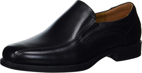 Scarpe eleganti mocassino