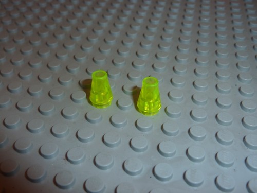 Trneongreen cones ref 4589 - 2,