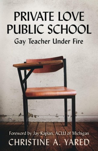 Private love public - public, school