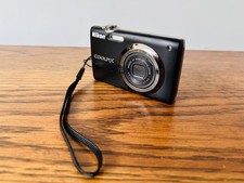 Nikon Coolpix S3000 in Nero