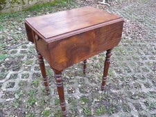 Mobiletto-tavolino da lavoro