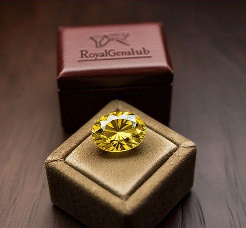 Diamante giallo taglio ovale