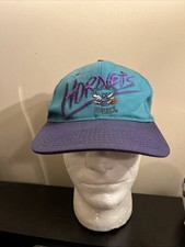 Cappello snapback regolabile