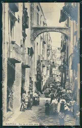 Napoli città via basso - basso, porto