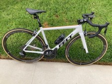 FELT F2 - ALL CARBON ROAD DI2