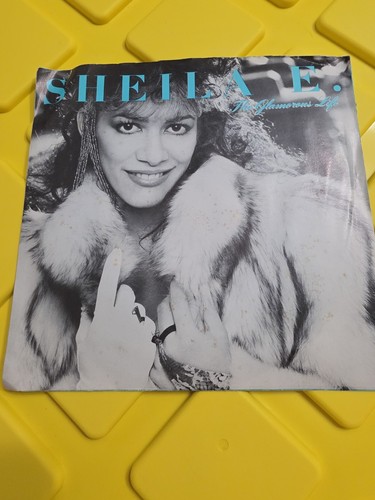 Sheila the glamorous life - e.,
