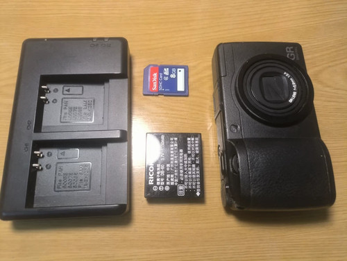 Fotocamera digitale compatta