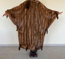 Pelliccia di visone selvaggio lunga ai piedi, artigianale, marrone chiaro