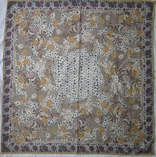 -Superbe Foulard  LOREDANO