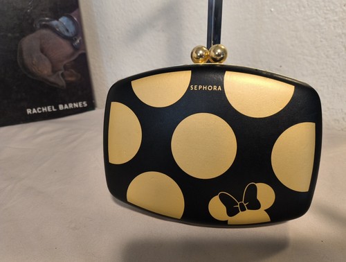 Sephora minnie mouse kiss lock - sephora,