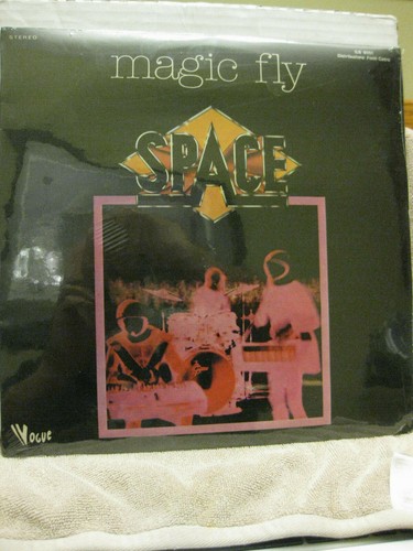 Space magic fly - ‎–,