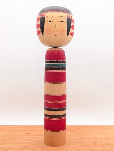 Ki1128 grande yajiro - grande, kokeshi