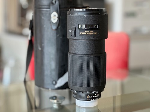 Nikon 200mm 2 - af, f/2.8d