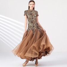 Abiti da ballo leopardati sala