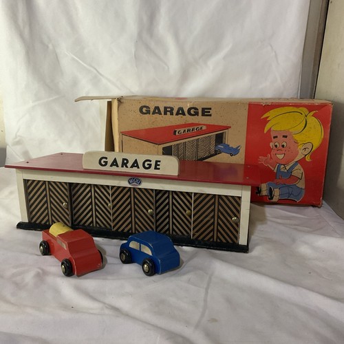 Raro garage giocattolo - raro,