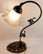 ANTICA LAMPADA DA TAVOLO IN