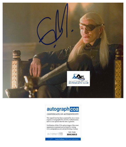 Ewan mitchell autografo - mitchell,