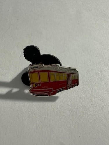 Dlr red car - red,