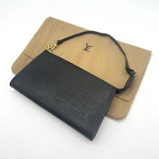 Louis Vuitton Pochette