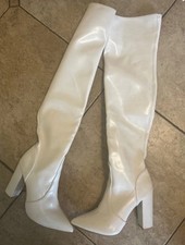 Stivali al ginocchio con tacco