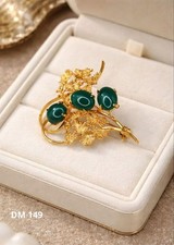 Spilla vintage pietra verde