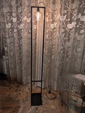 Lampada Piantana Stile Industriale Artigianale. Con Luce Led 