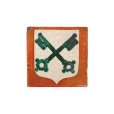 Antica piastrella scudo chiavi