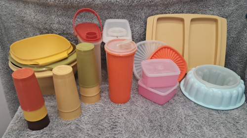 Mixed lot vtg tupperware - lot,