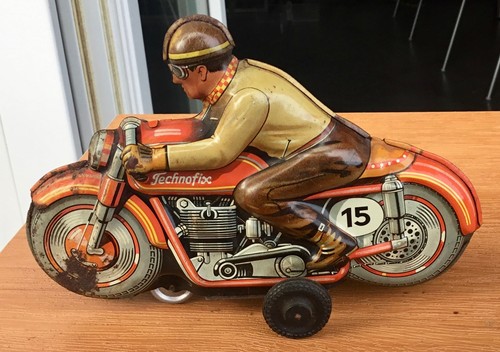 Tin toy giocattolo